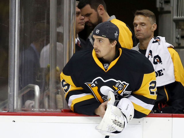 Penguins' Fleury comfortable with backup role