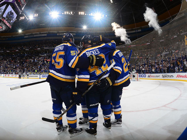 Blues' Backes at his best as free agency looms