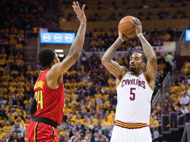 Watch: J.R. Smith makes Kevin Harlan scream