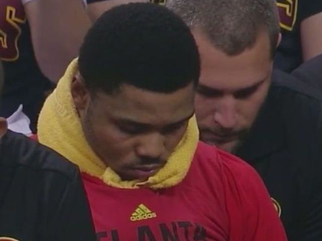 Bazemore catches some sleep during blowout loss