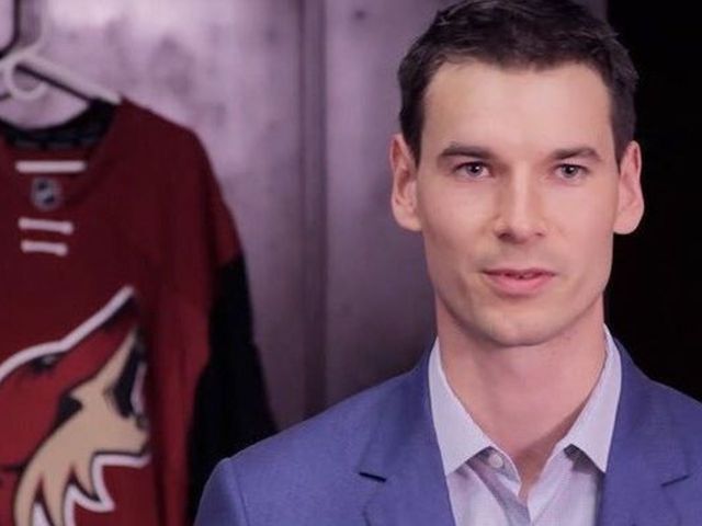 Coyotes officially name John Chayka general manager