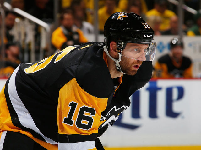 Penguins' Fehr to return in Game 5