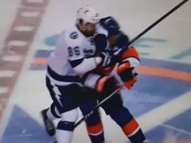 Kucherov blasts Okposo with heavy open-ice hit