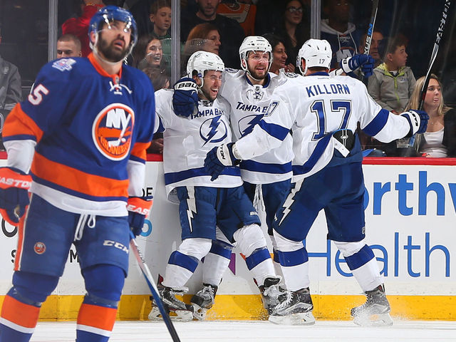 Jon Cooper: Lightning no longer have 'panic button'