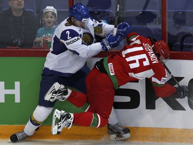 Watch: Kazakhstan's Roman Savchenko scores on slapper from own blue line