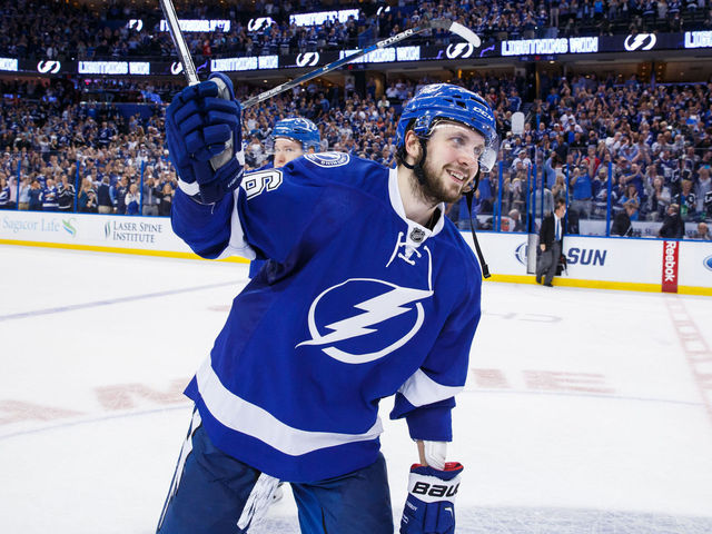 Yzerman expects Kucherov talks to pick up with Russia out of World Cup