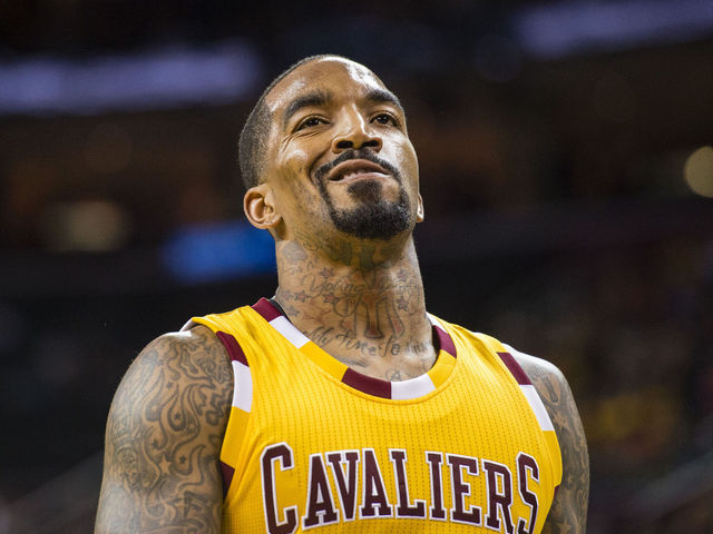 Look: J.R. Smith seemingly demonstrates frustration with Cavs using puppy