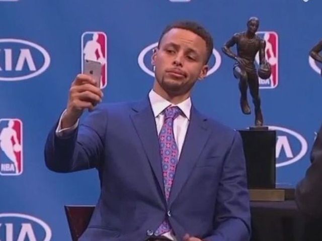 Curry finds the best angle for MVP selfie