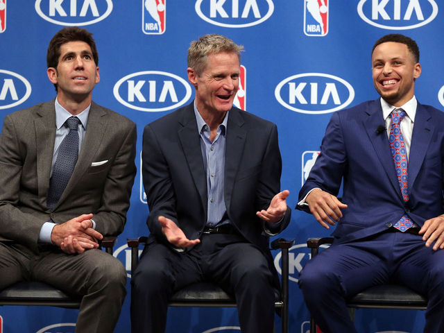 Warriors congratulate Curry on historical MVP season
