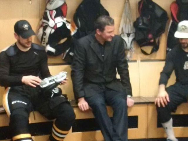 Lemieux celebrates series win with Crosby, Letang