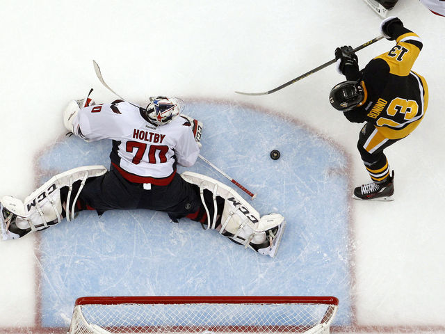 Watch: Bonino's OT goal sends Pens to conference finals