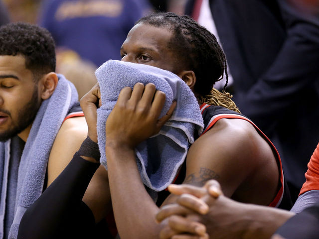 DeMarre Carroll will have minutes monitored as knee isn't '100 percent'