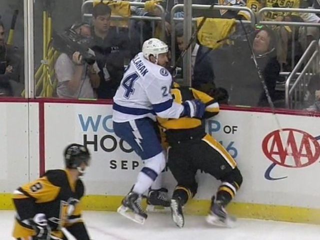 Lightning's Callahan assessed boarding major for hit on Penguins' Letang