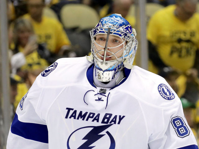 Lightning's Vasilevskiy shuts down Penguins to take 1-0 series lead