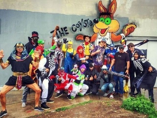Spurs celebrate historic season by cosplaying