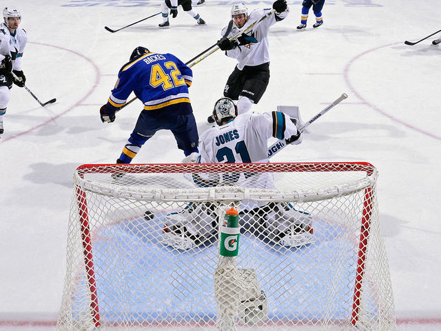 Blues, Sharks trade goals 34 seconds apart