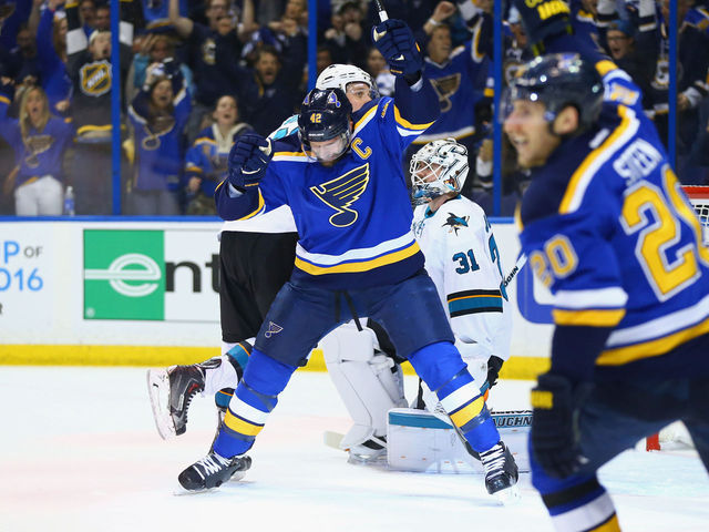 Blues hang on to capture early series lead over Sharks