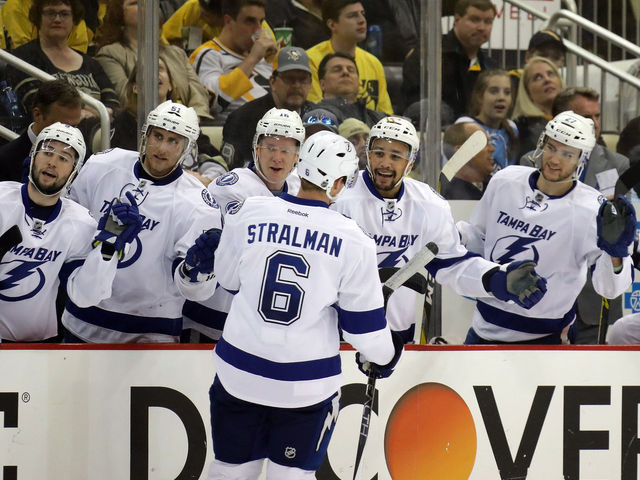 Watch: Lightning's Stralman scores in return from fractured fibula