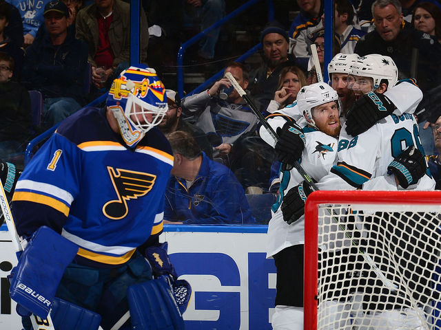 Sharks knot series at 1 on backs of Burns, Jones