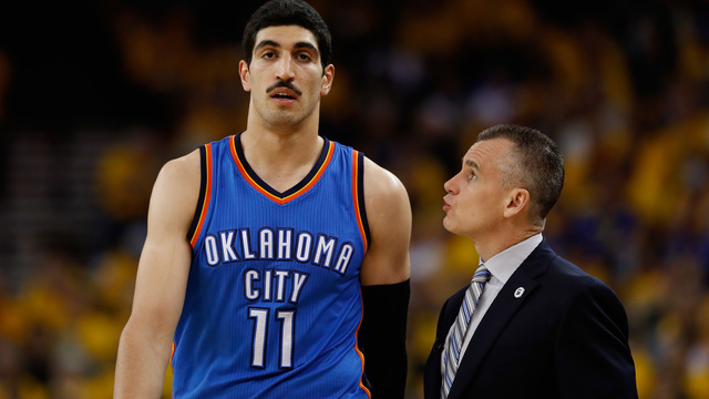 Enes Kanter issues statement after his father is arrested in Turkey