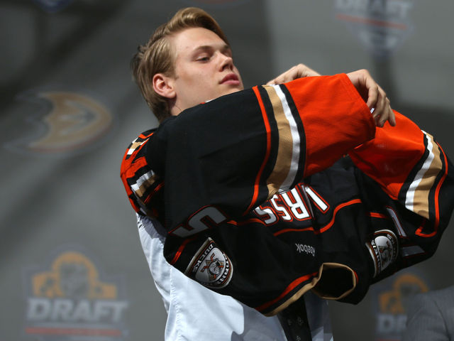 Ducks sign 1st-rounder Jacob Larsson to entry-level deal
