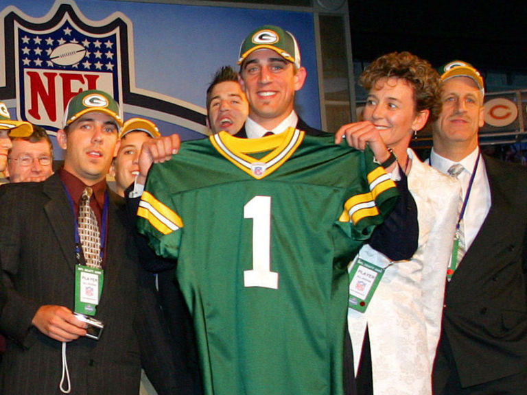 Aaron Rodgers says 49ers drafted Alex Smith because he was polite ...