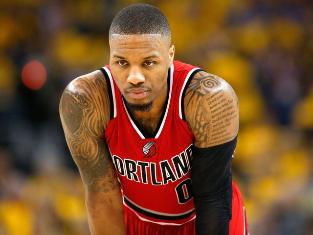 Lillard would rather 'build up' Blazers than join super team