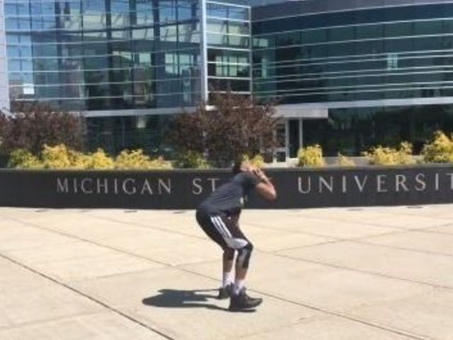 Basketball impersonator mocks LeBron getting elbowed by Thompson