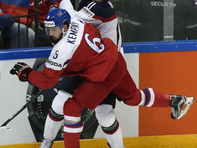 Report: Blackhawks agree to deal with Czech Michal Kempny