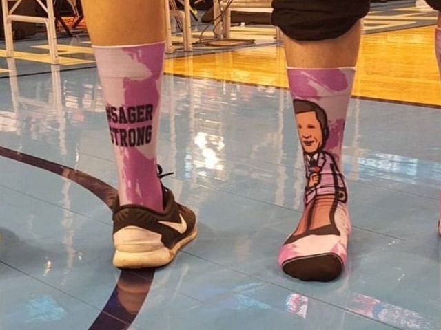 'NBA on TNT' crew sporting SagerStrong socks