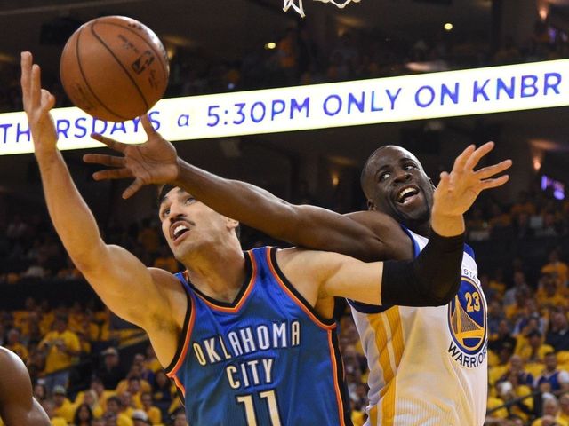 Kanter says Green kicked out leg to trip him in Game 4