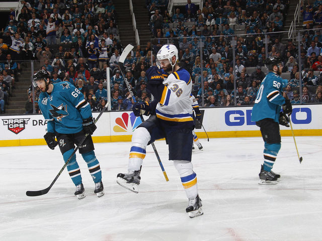 Free-agent Brouwer wants to stick with Blues