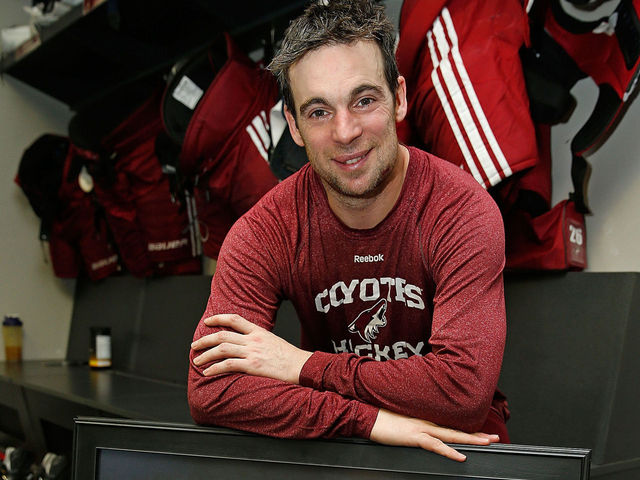 Coyotes name Steve Sullivan director of player development