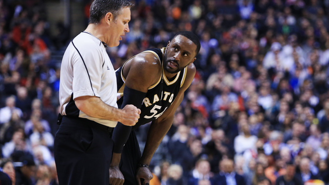 Raptors' Patterson suffers knee injury vs. Suns