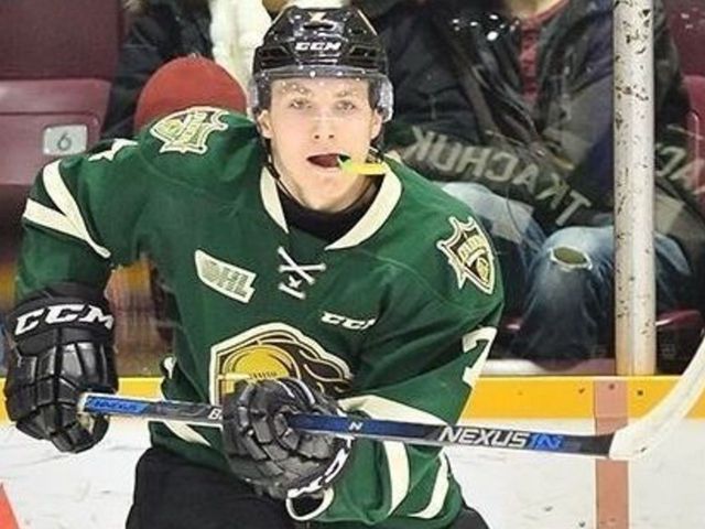 'Dinged up' Tkachuk will sit out fitness tests at NHL Scouting Combine