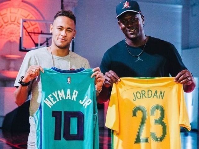 Michael Jordan, Neymar swap jerseys
