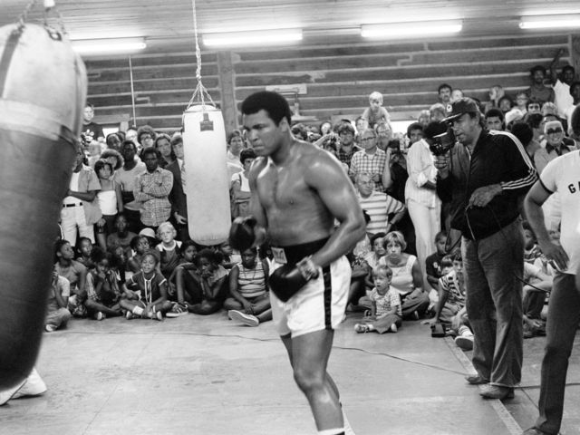 NHLers react to loss of Muhammad Ali