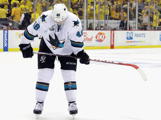 Sharks' Hertl won't play in Game 3