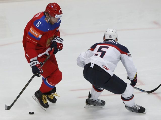 NHL strikes deal to broadcast games in Russia