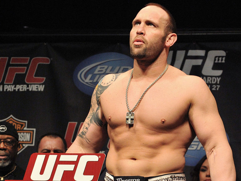 Shane Carwin informs UFC about comeback intentions