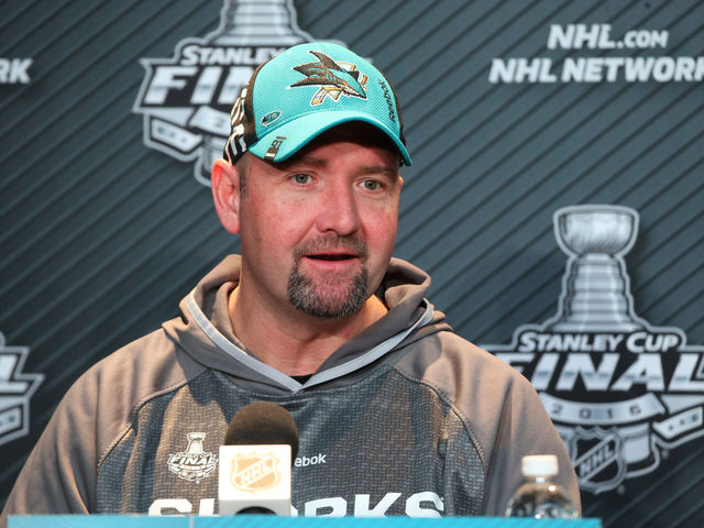 Sharks' DeBoer unconcerned by being out shot by Penguins