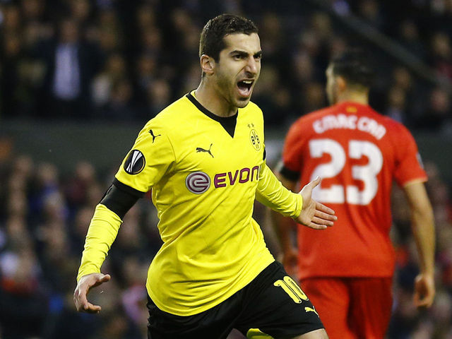 Report: Arsenal prefers Mkhitaryan to Mahrez