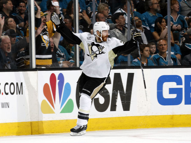 Penguins' Cole opens Game 4 scoring with 1st career playoff goal