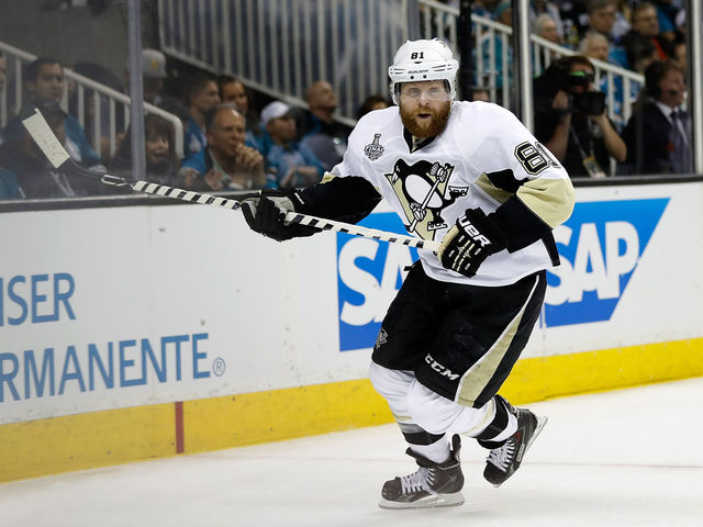 Sullivan: Kessel's made a 'complete commitment' to Penguins