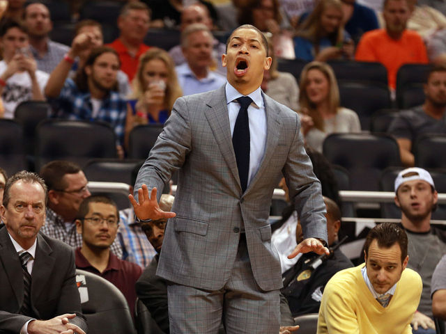 Lue says Cavs still confident: 'History is made to be broken'