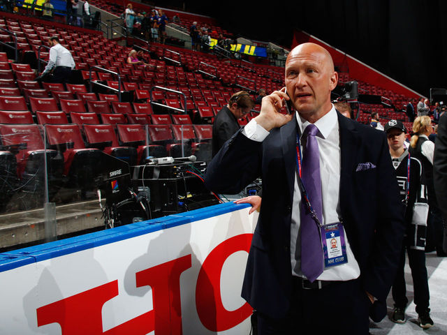 Report: Blue Jackets extend management team