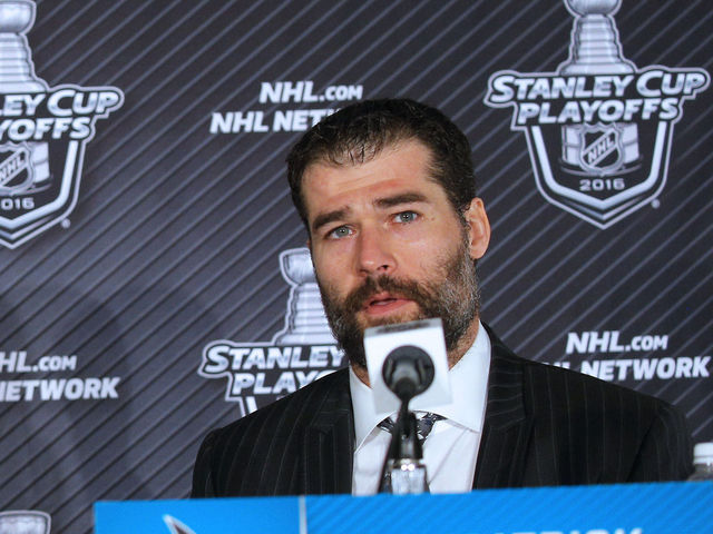 Marleau wants to play out contract with Sharks