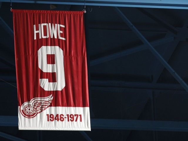 Ilitch: Red Wings, NHL 'would not be what they are today' without Howe