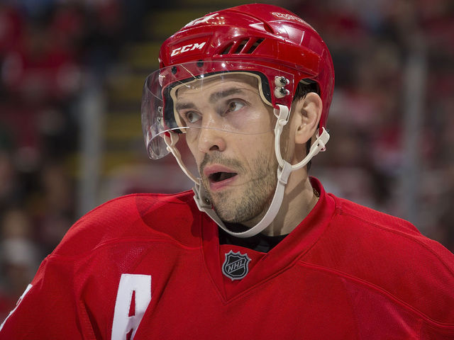 Red Wings' meeting with Datsyuk postponed for Howe funeral