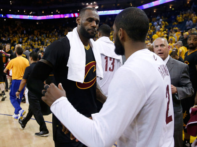 Cavs stay alive with decisive win over Warriors